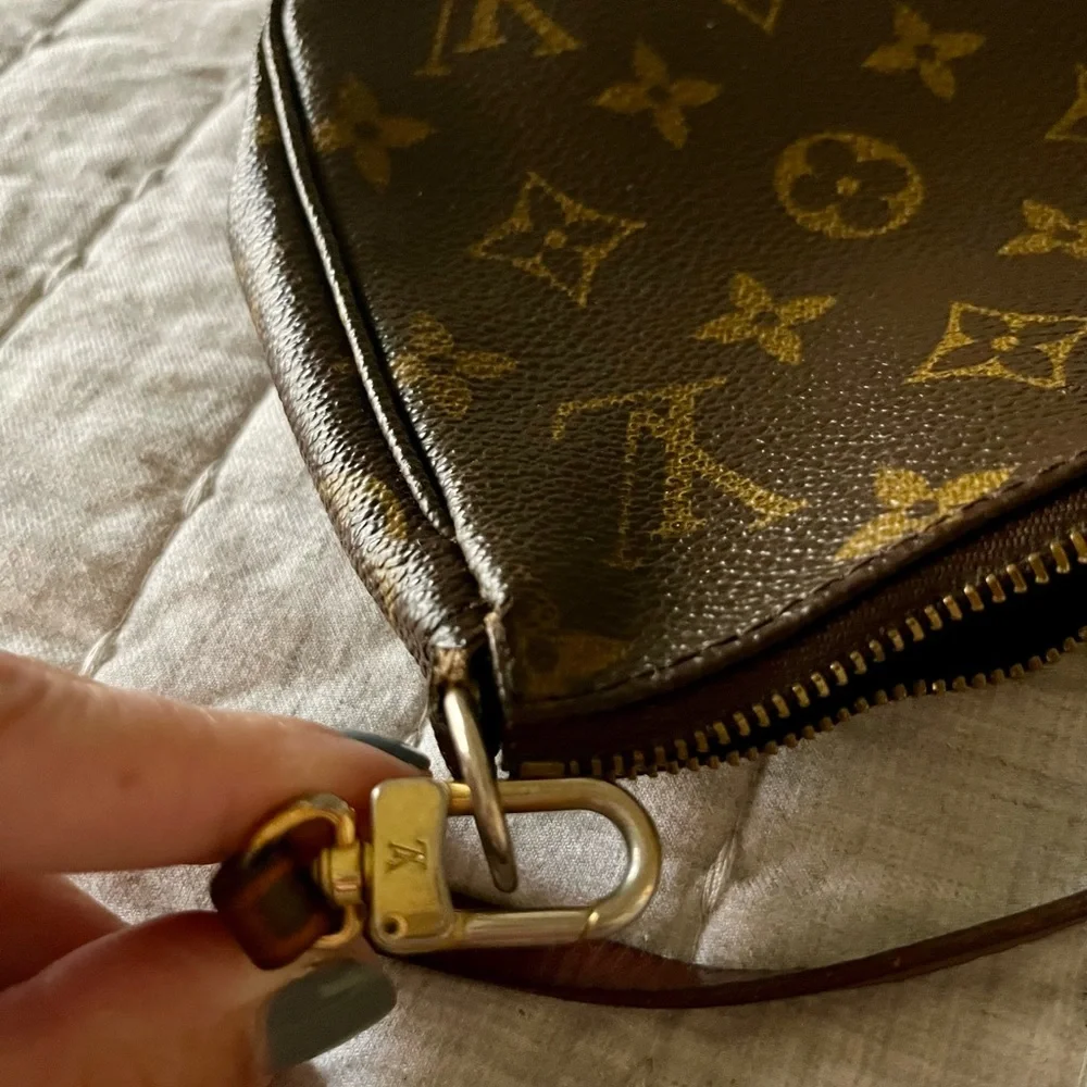 Vintage Louis Vuitton Pochette Accessoires - Picture 7 of 15